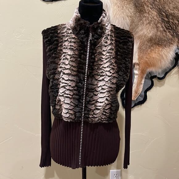 Faux Fur Sweater Jacket‎ with Rhinestones - Picture 1 of 7